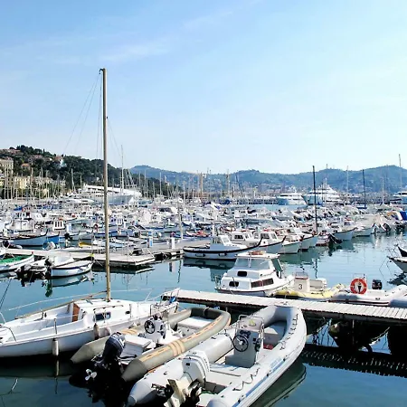 펜션 Locazione Turistica Casa Azzurra *